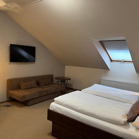 Apartman Bila Hora - Roudna Пльзень Экстерьер фото